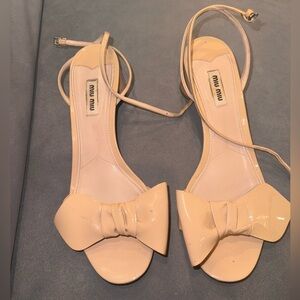 💕💕Miu Miu patent sandals. Size 41💕💕